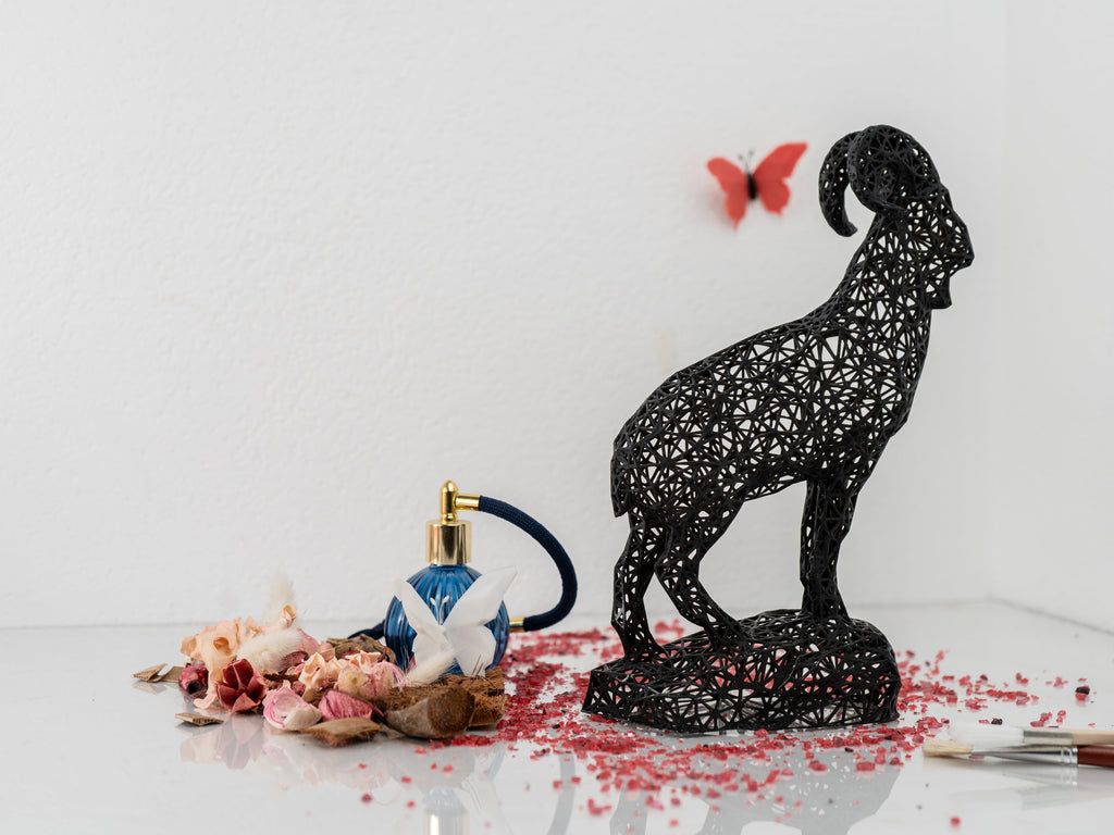 Widder-Skulptur (Aries)